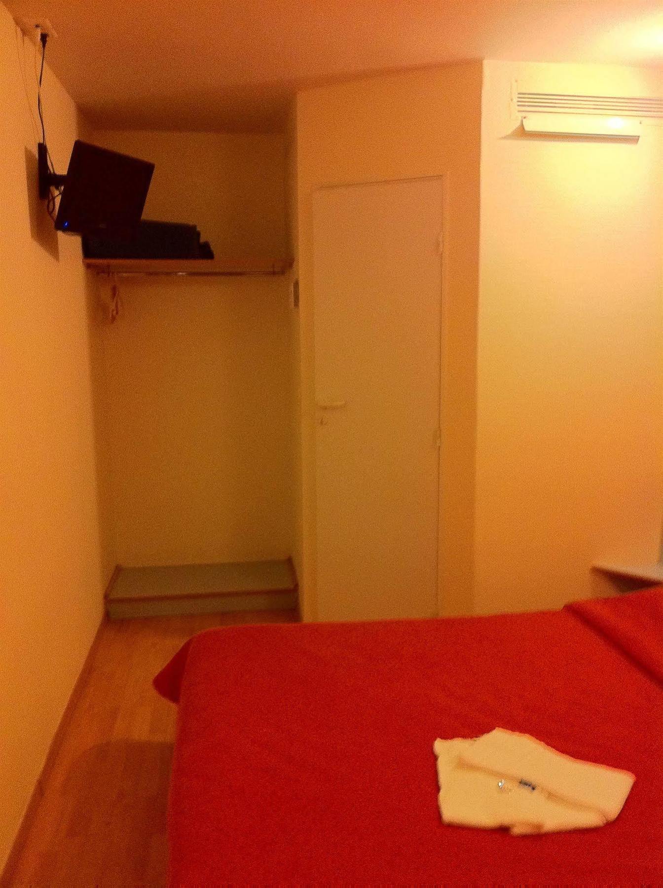 The Originals Access Aeroport, Hotel أوريلاك المظهر الخارجي الصورة